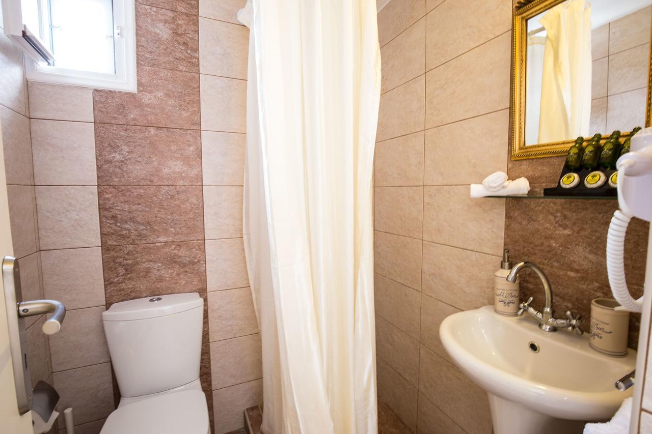 Platis Gialos  Pension Moschoula מראה חיצוני תמונה